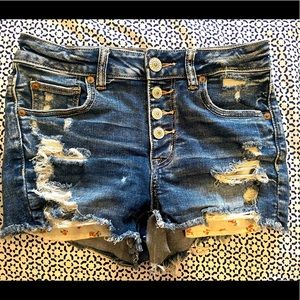 American eagle shorts size 4